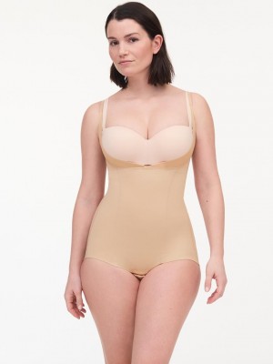 Chantelle Basic Shaping Open Bust Bodysuit Shapewear Nude Sand | USA 2120JJE