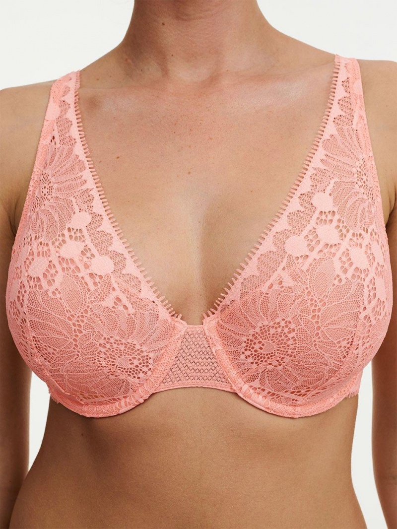 Chantelle Day to Night Lace Lightweight Plunge Bras Candlelight Peach | USA 2235WYF