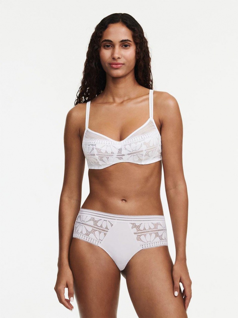 Chantelle Sofie Lace Underwire, Passionata designed by CL Bras White | USA 2189ISZ